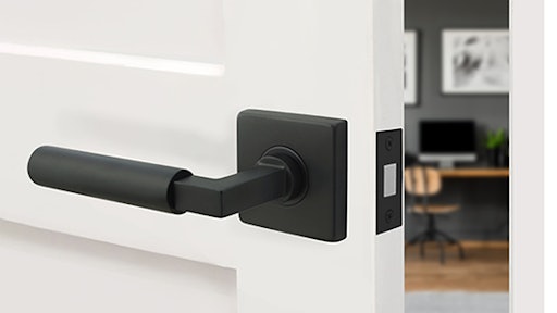 TL7 magnetic door latch